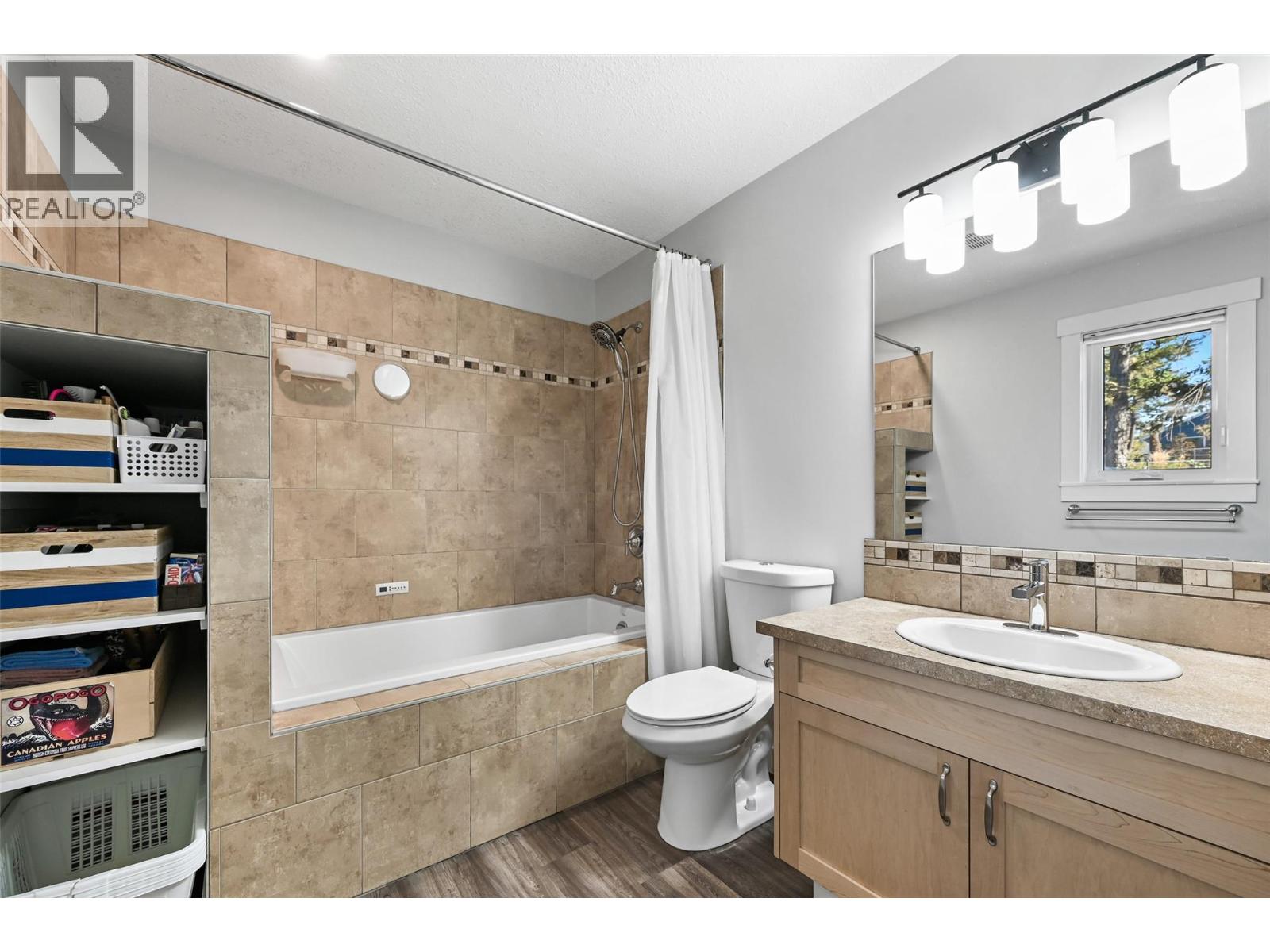 208 7TH Avenue - Image 17