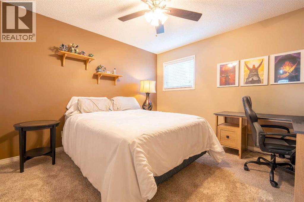 128 Sunvale Crescent SE — photo 20