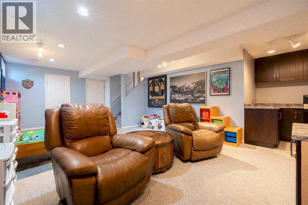 128 Sunvale Crescent SE — photo 26