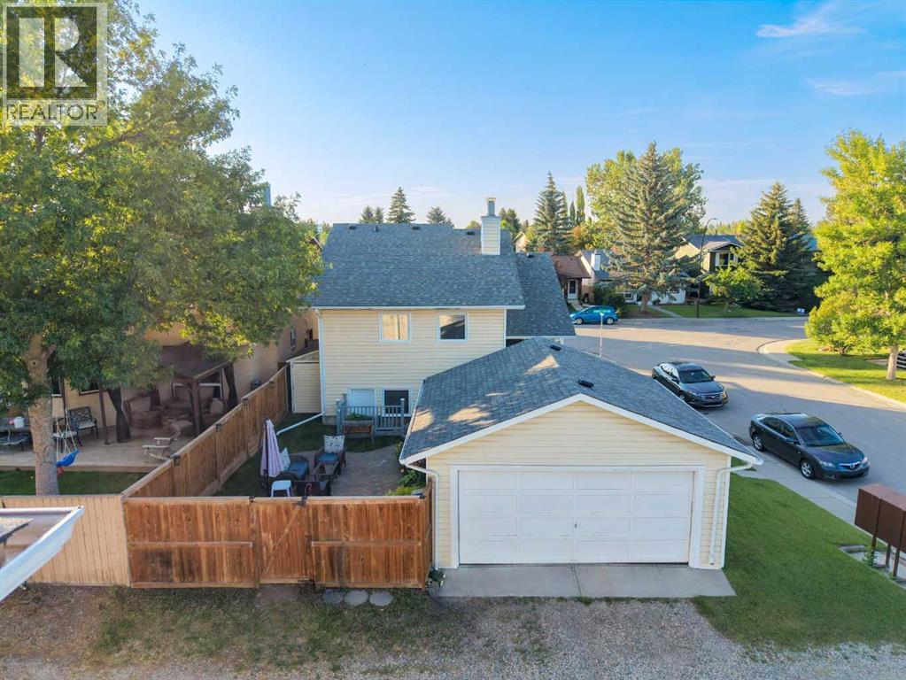 128 Sunvale Crescent SE — photo 43