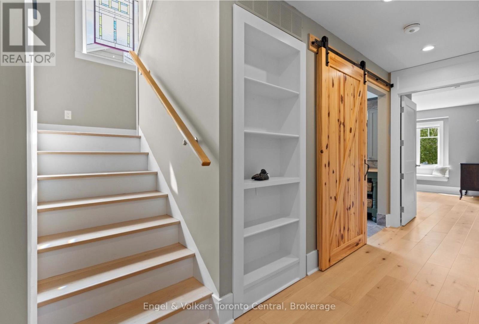 154 BLUE MOUNTAIN DRIVE - 13