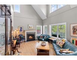 154 Blue Mountain Drive, Blue Mountains, ON L9Y0K9 Photo 11