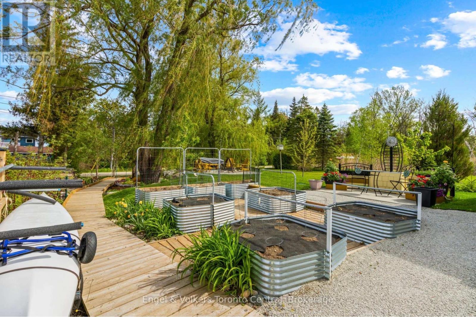 154 BLUE MOUNTAIN DRIVE - 26