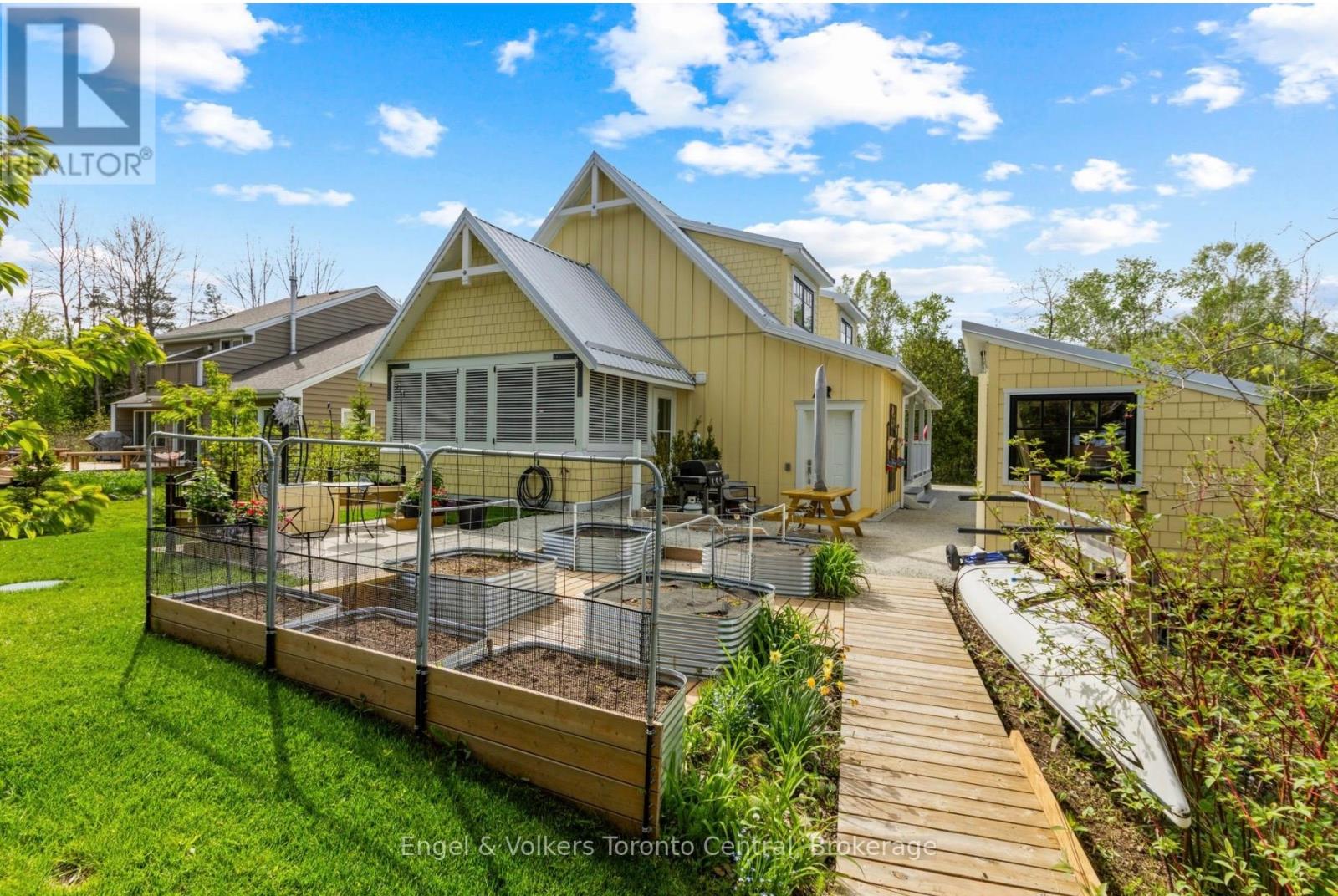 154 BLUE MOUNTAIN DRIVE - 30