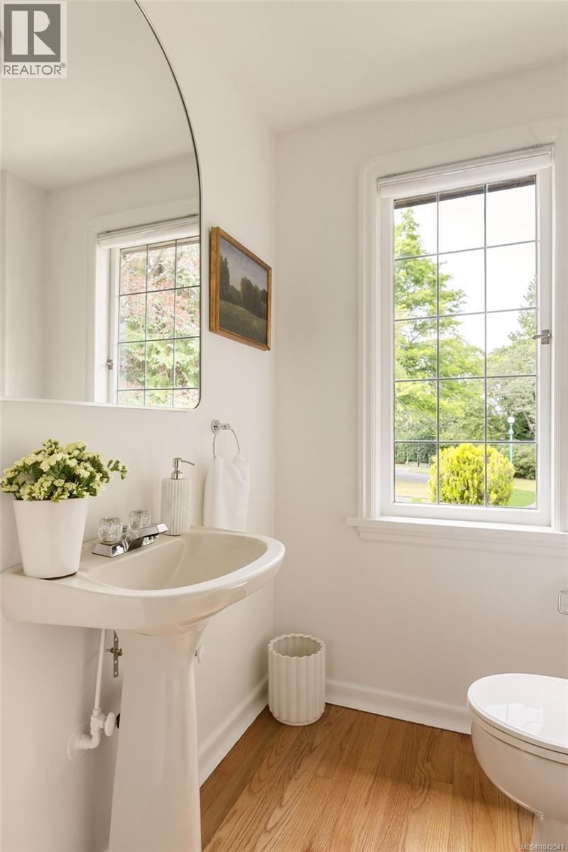  3400 Upper Terrace Road, Oak Bay