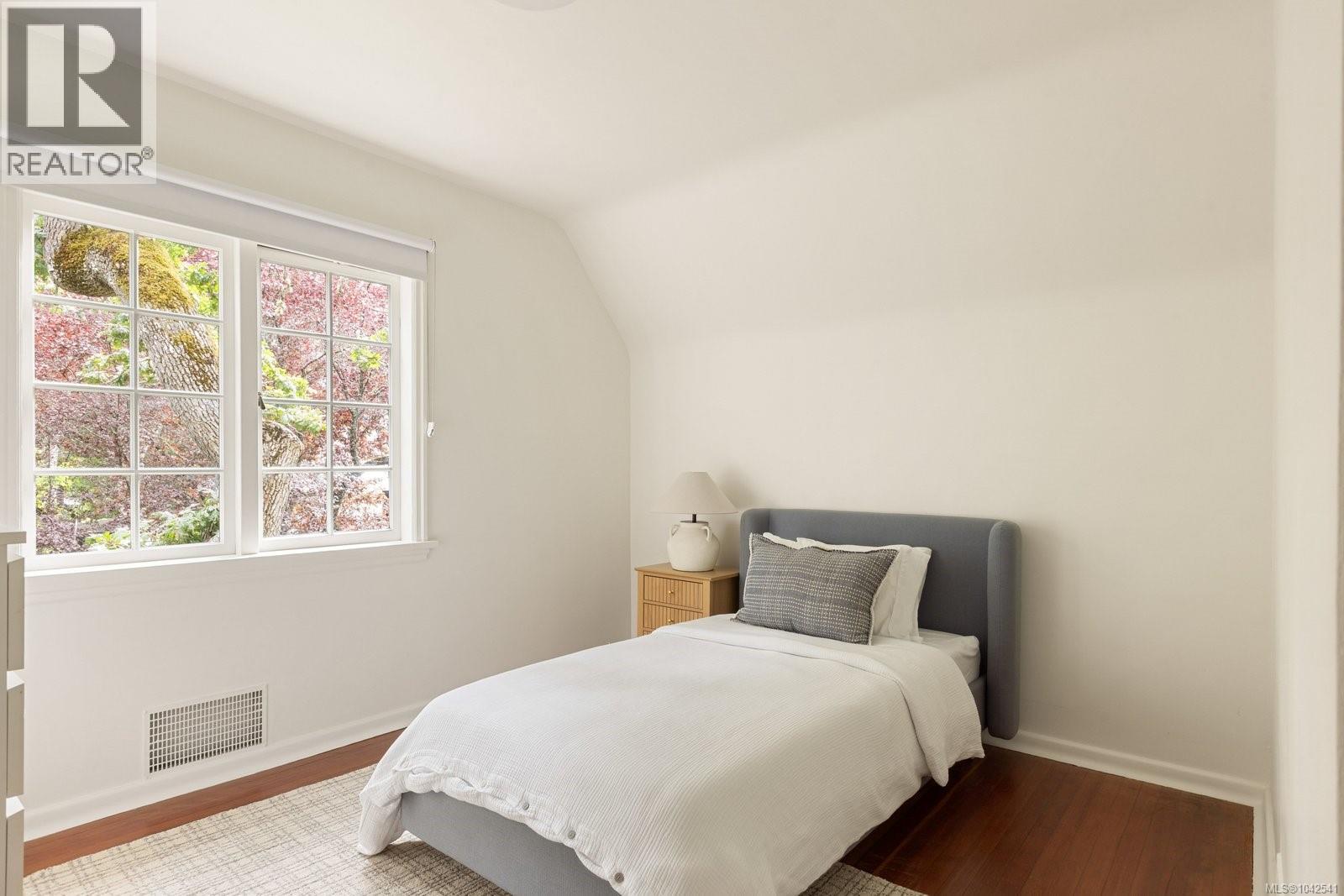  3400 Upper Terrace Road, Oak Bay