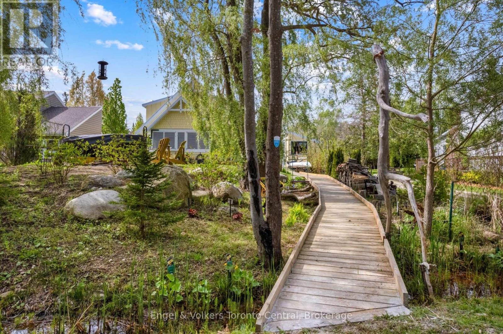 154 BLUE MOUNTAIN DRIVE - 31