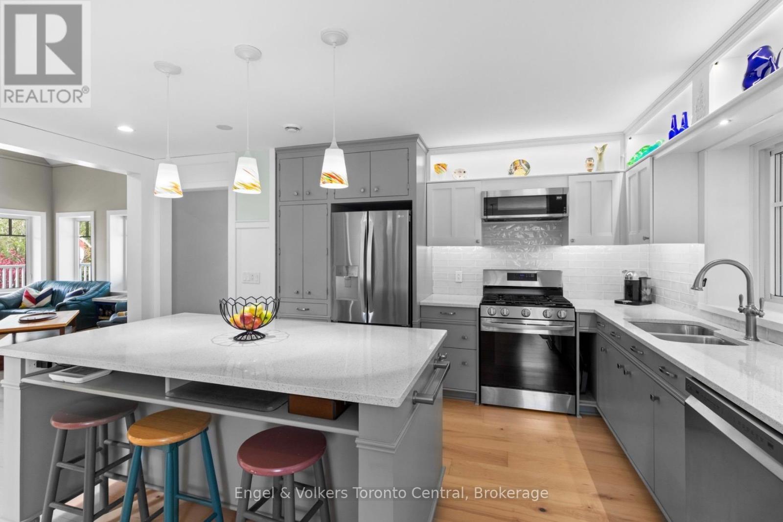 154 BLUE MOUNTAIN DRIVE - 5