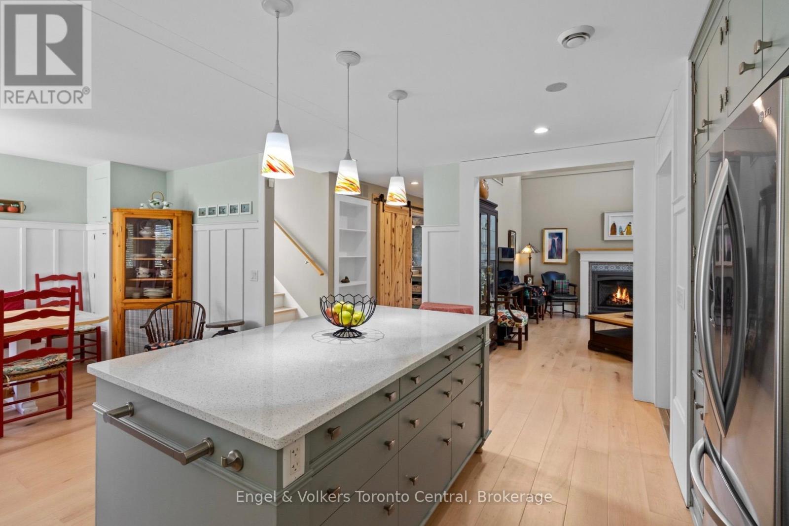 154 BLUE MOUNTAIN DRIVE - 6