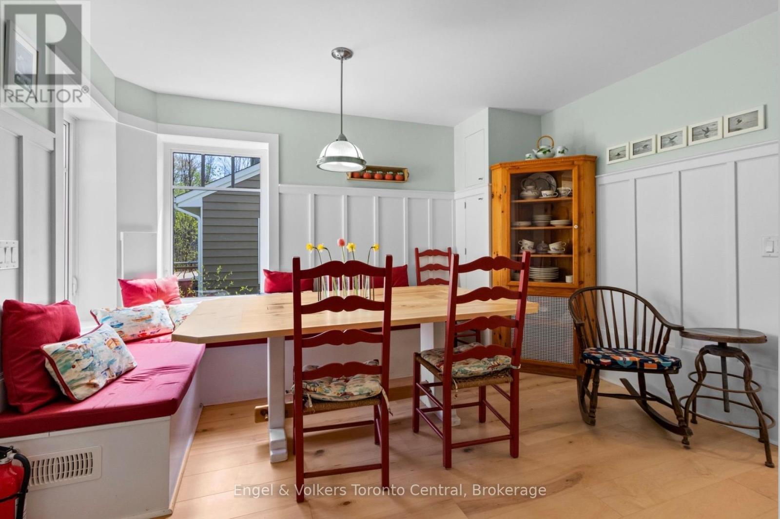 154 BLUE MOUNTAIN DRIVE - 7