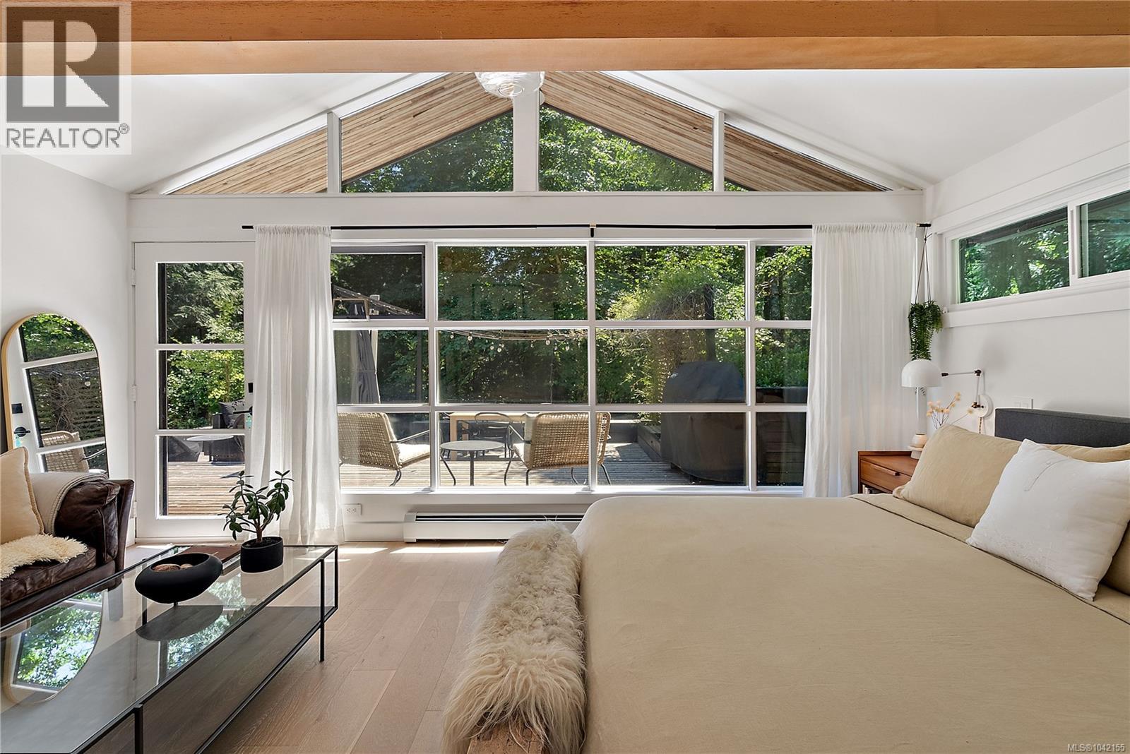 5715 Old West Saanich Rd, Saanich