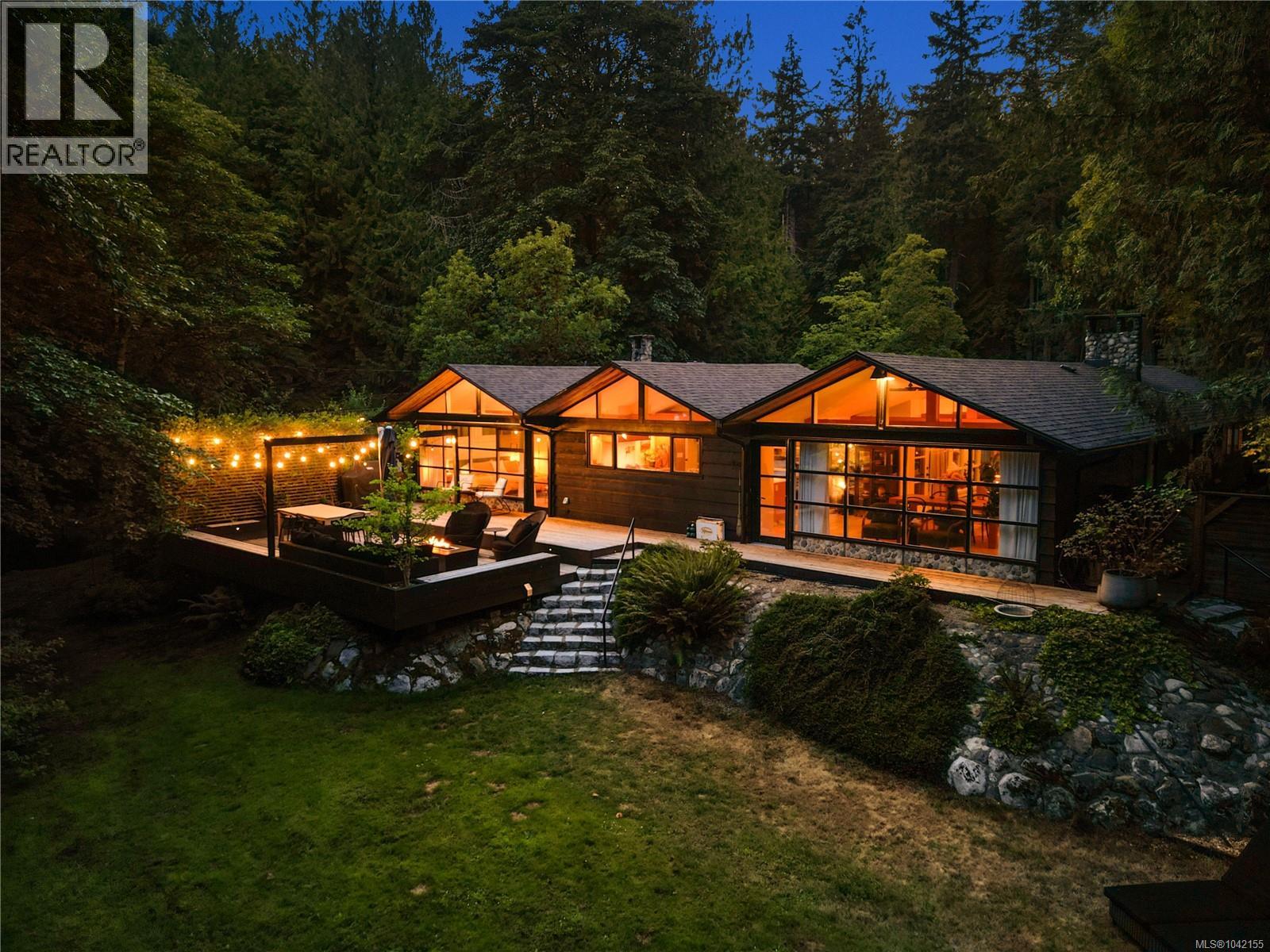 5715 Old West Saanich Rd, Saanich