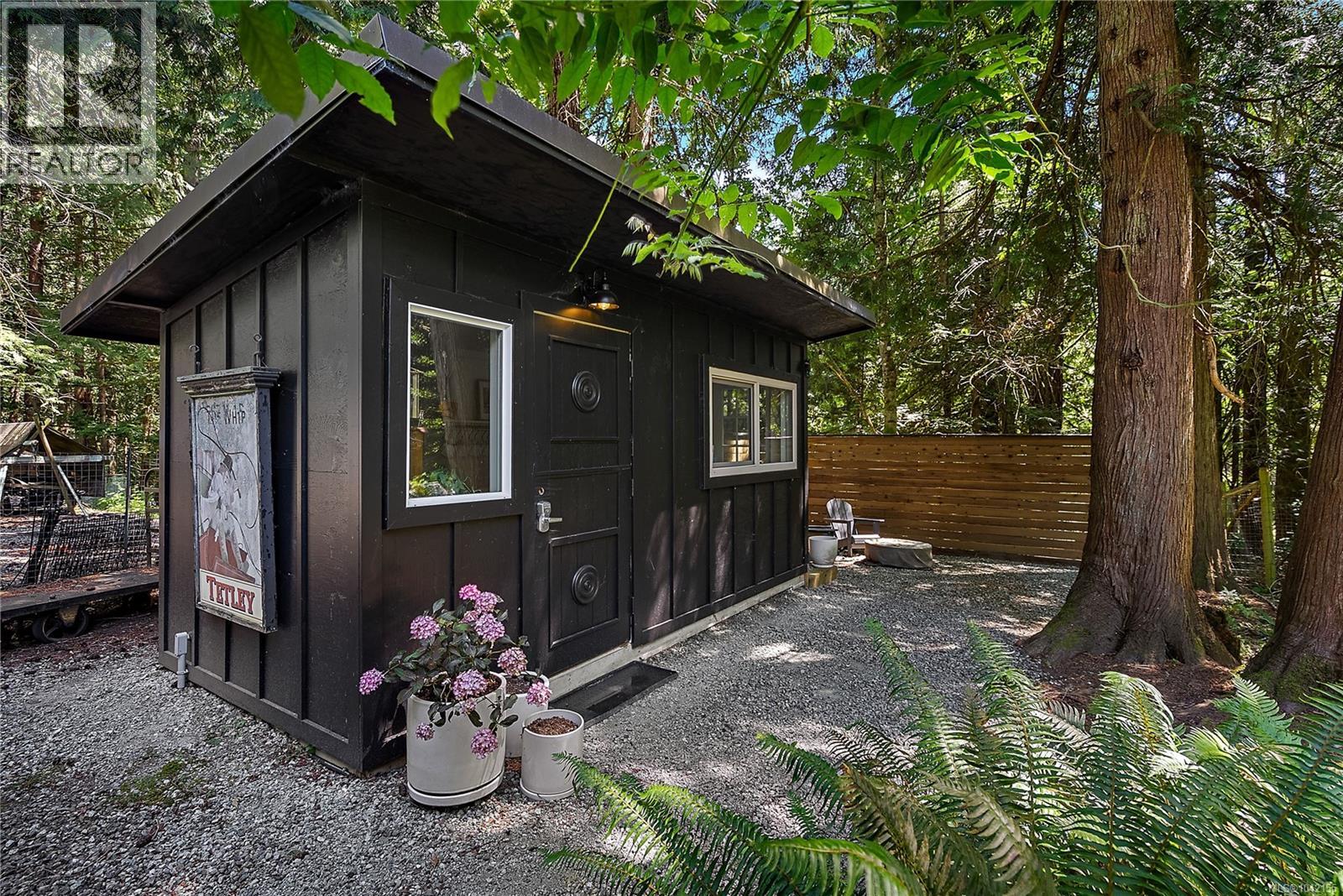 5715 Old West Saanich Rd, Saanich