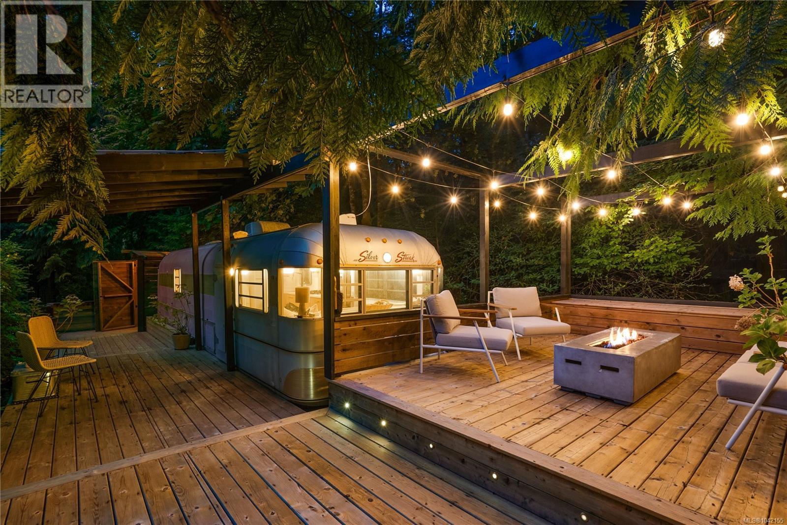 5715 Old West Saanich Rd, Saanich