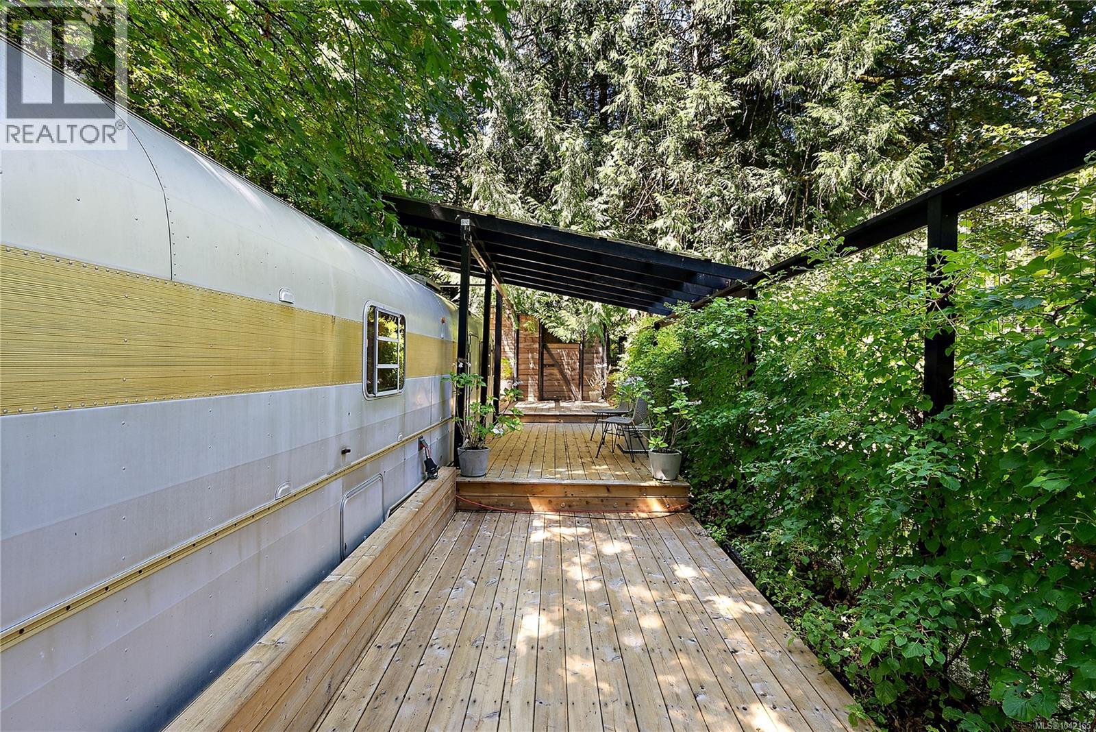 5715 Old West Saanich Rd, Saanich
