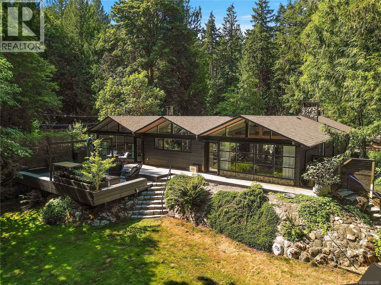 5715 Old West Saanich Rd, Saanich