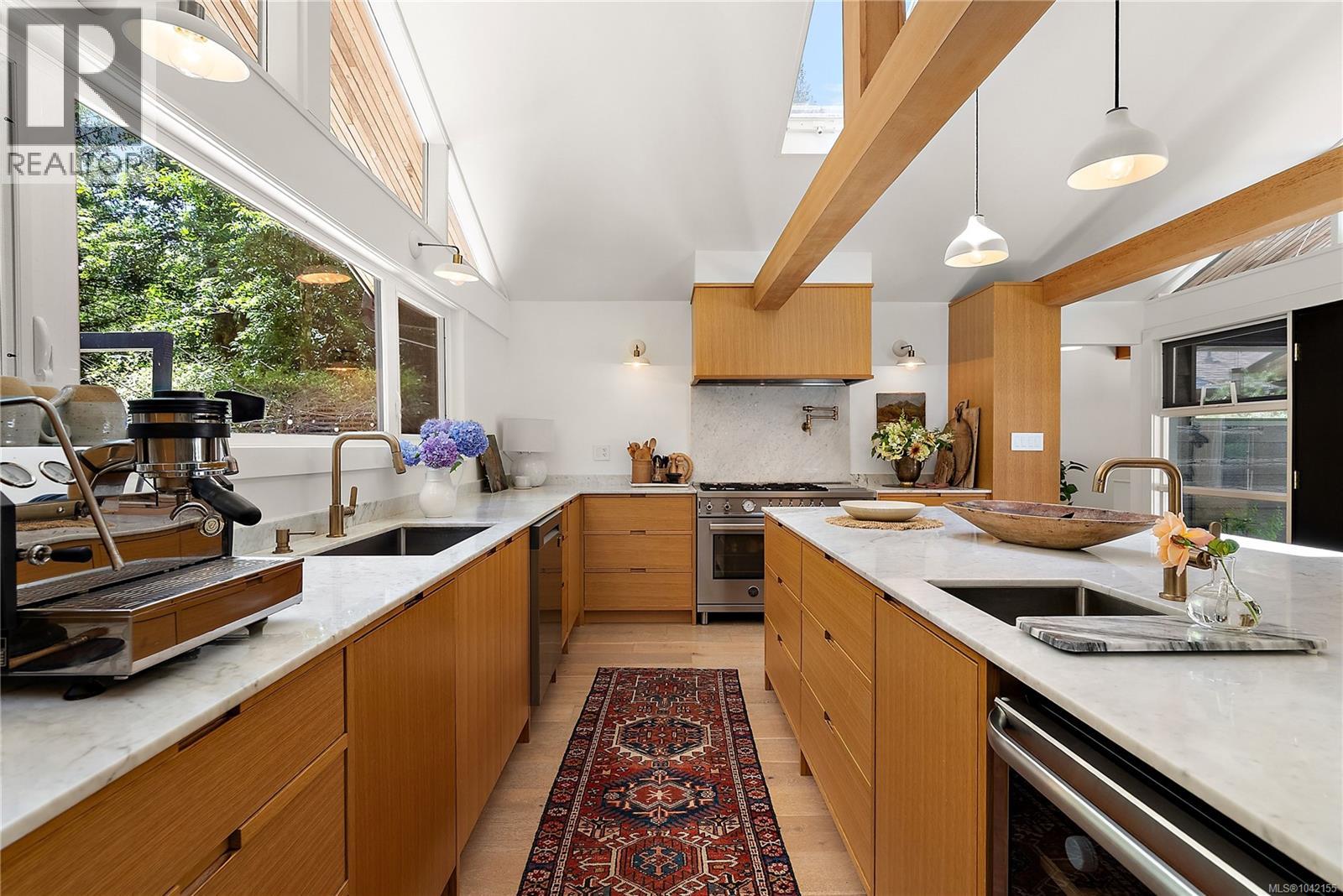 5715 Old West Saanich Rd, Saanich