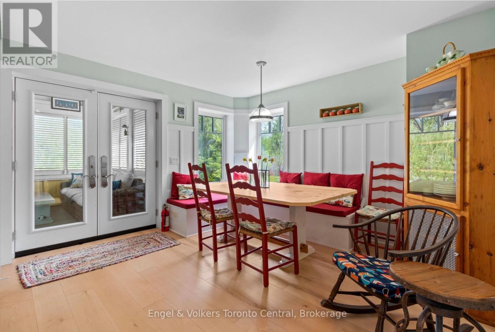 154 BLUE MOUNTAIN DRIVE - 8