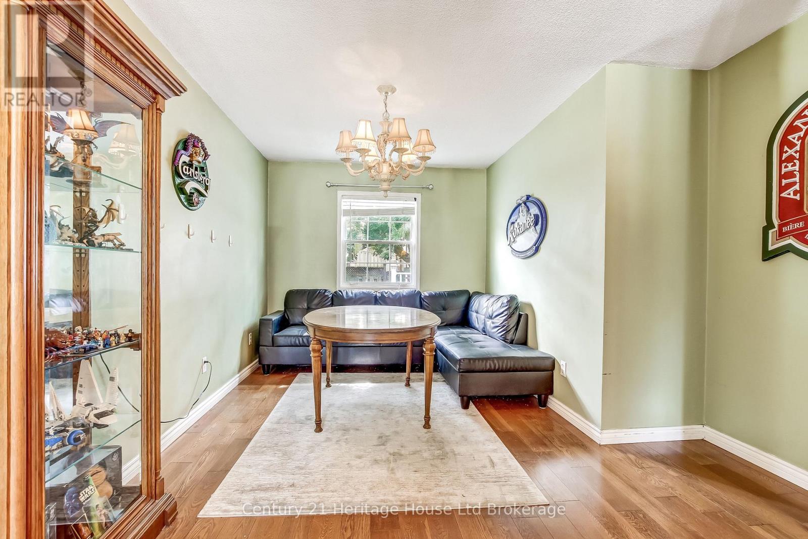 84 ANDERSON STREET - 7