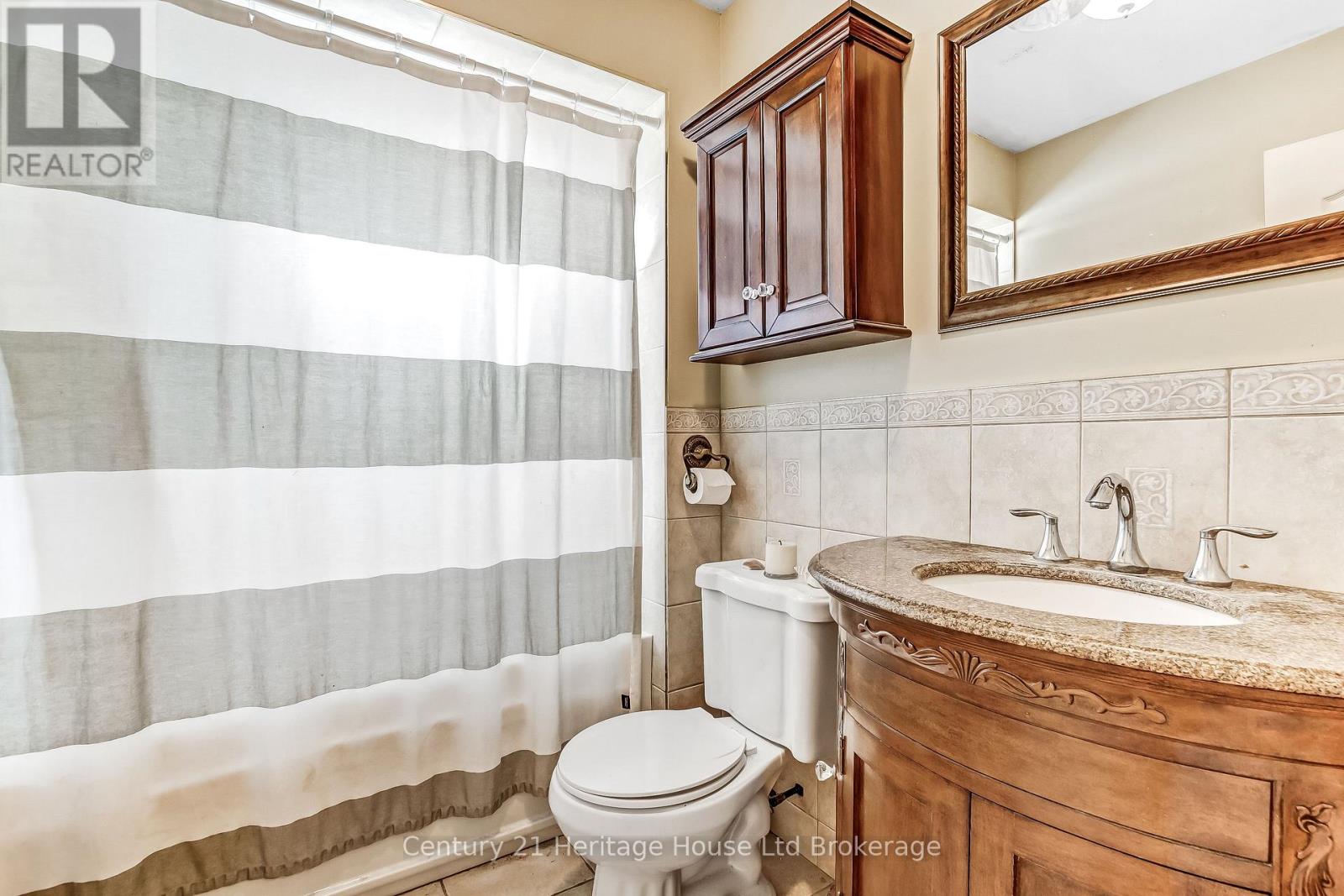 84 ANDERSON STREET - 9