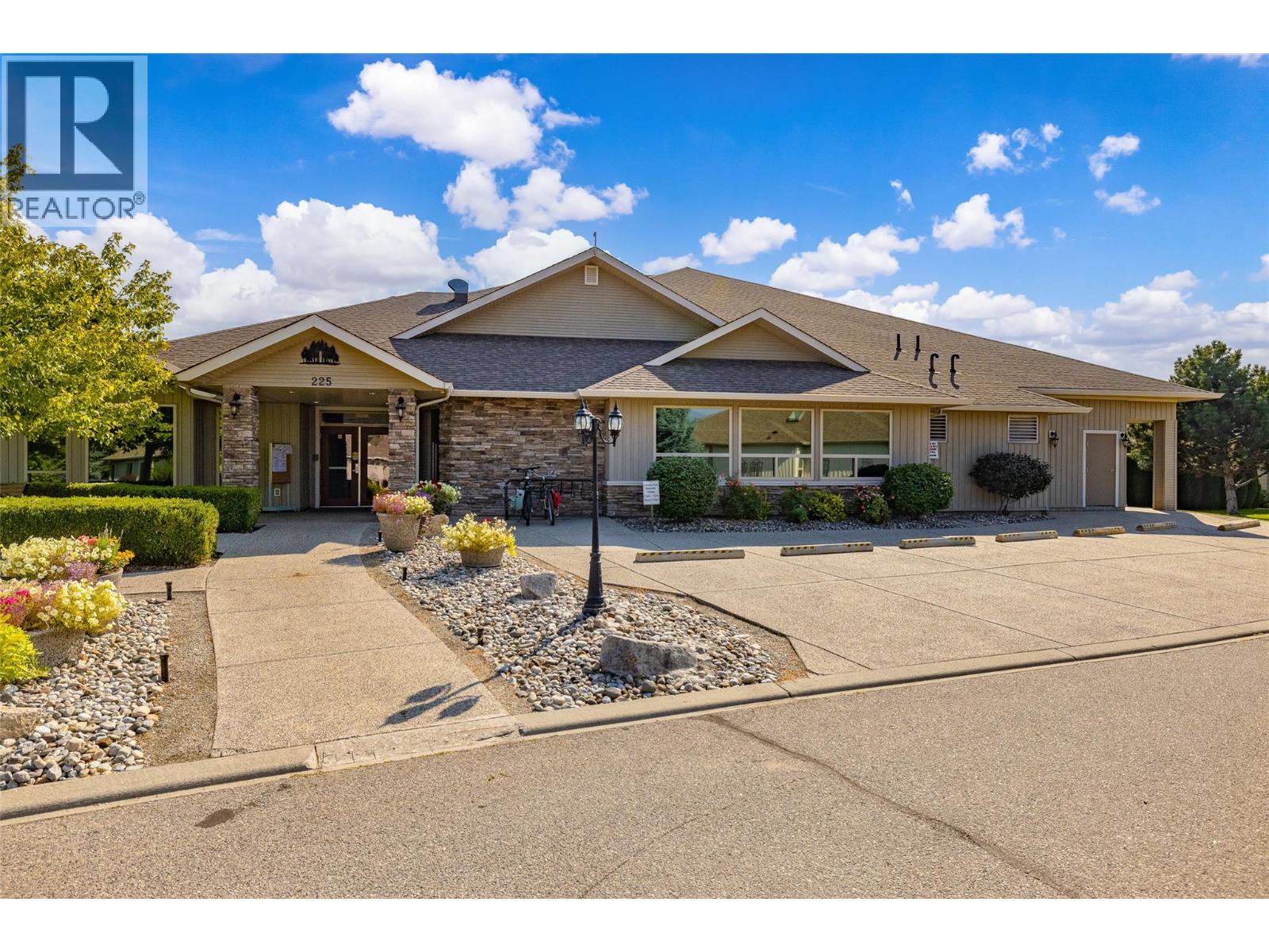 2365 Stillingfleet Road Unit# 123, Kelowna