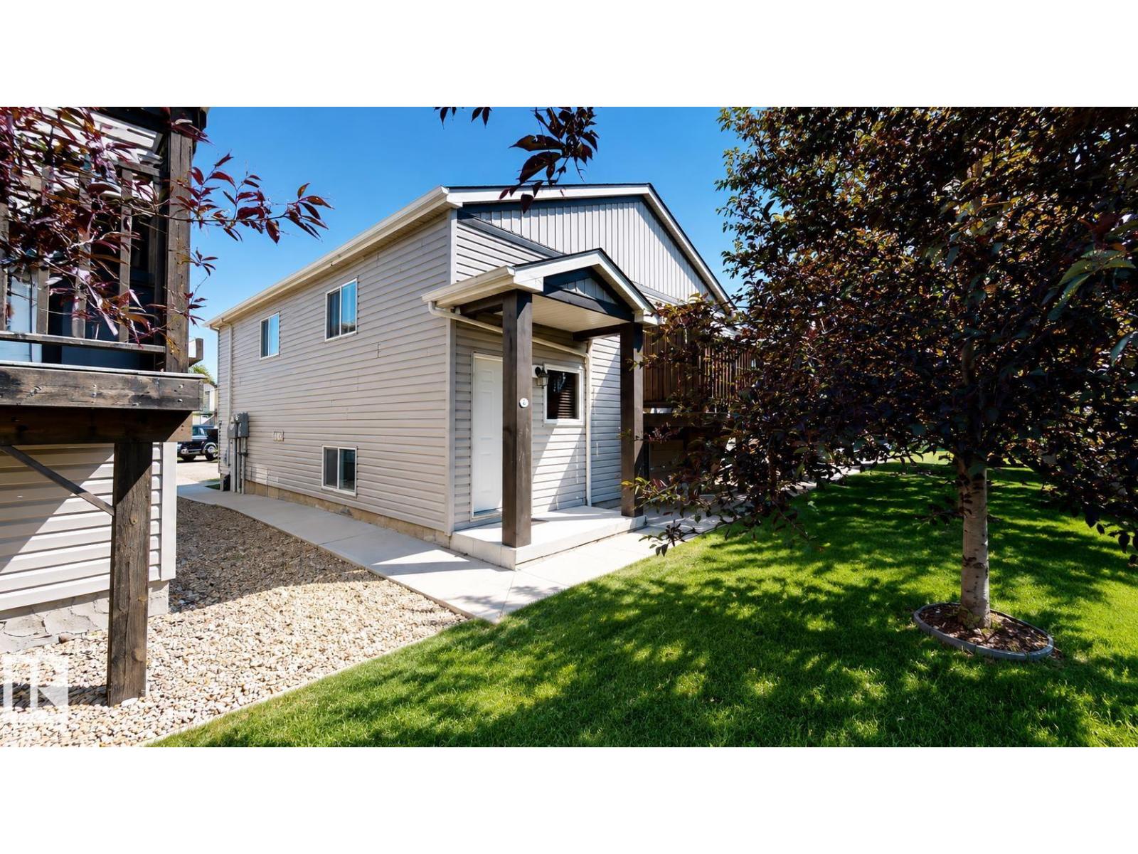 #187, 188 142 Selkirk PL - 18