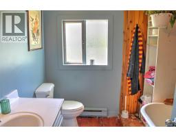 7120 97a Highway, Grindrod, BC V0E1Y0 Photo 18