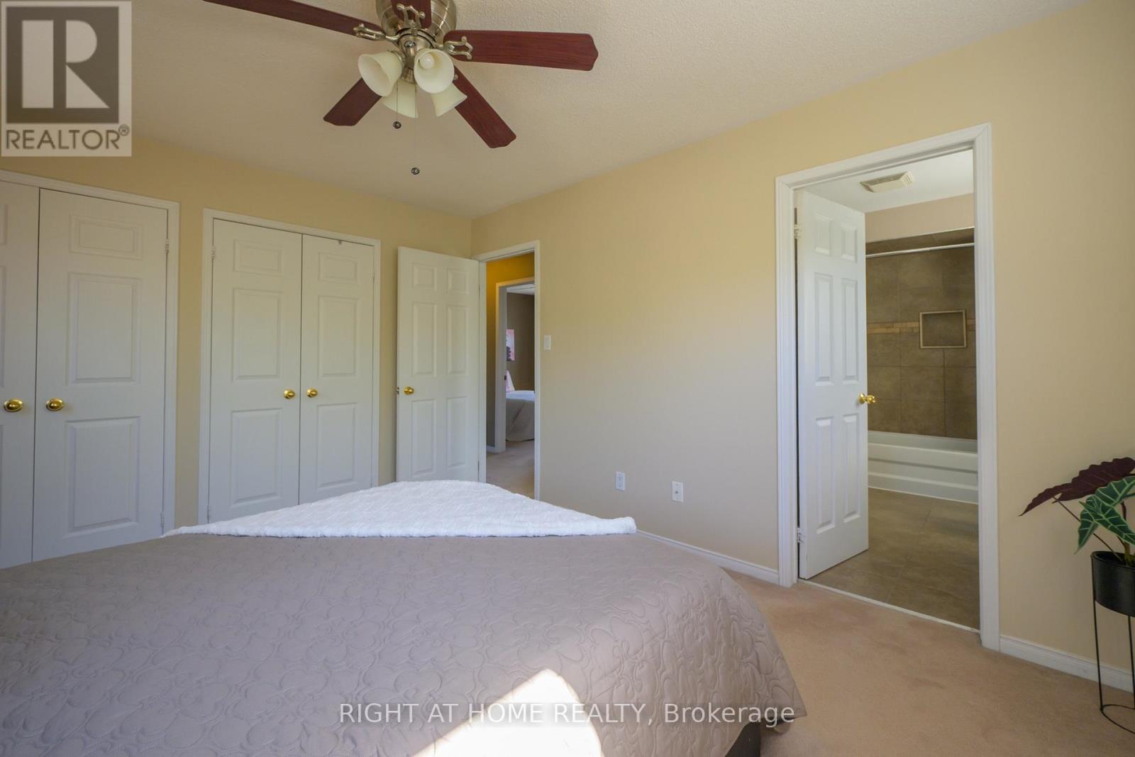 #29 7101 BRANIGAN GATE - 17