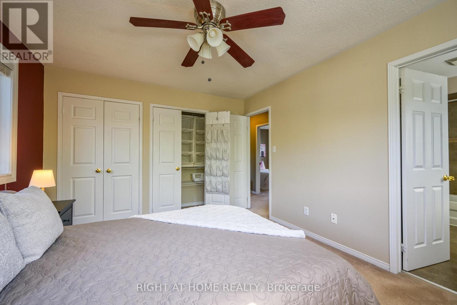 #29 7101 BRANIGAN GATE - 18