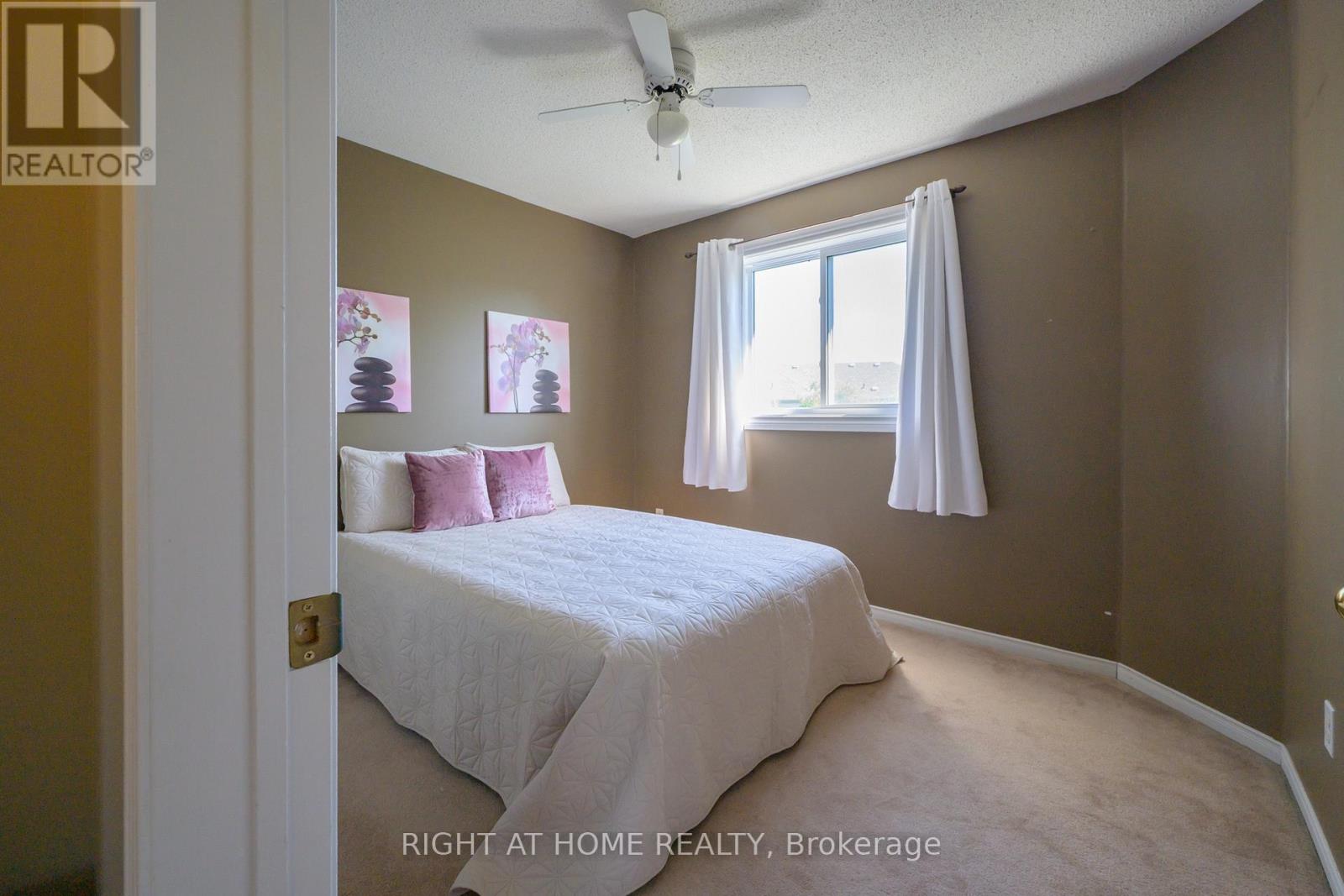 #29 7101 BRANIGAN GATE - 22