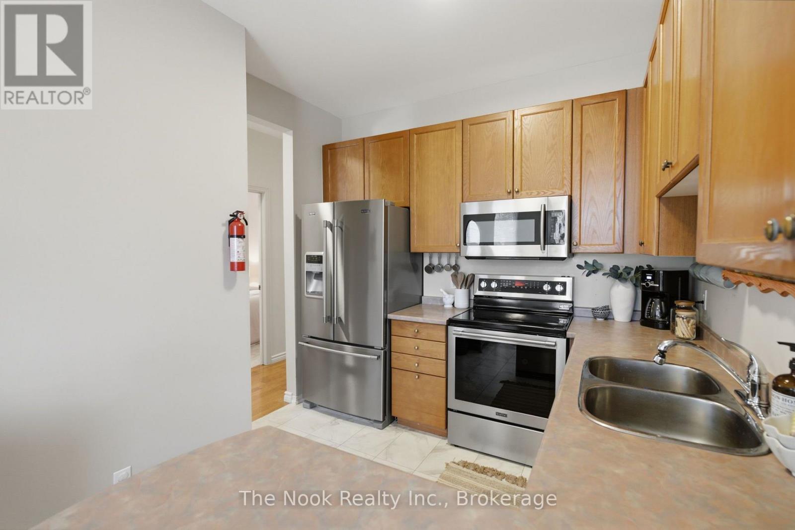 1120 TIMBERLAND CRESCENT - 17