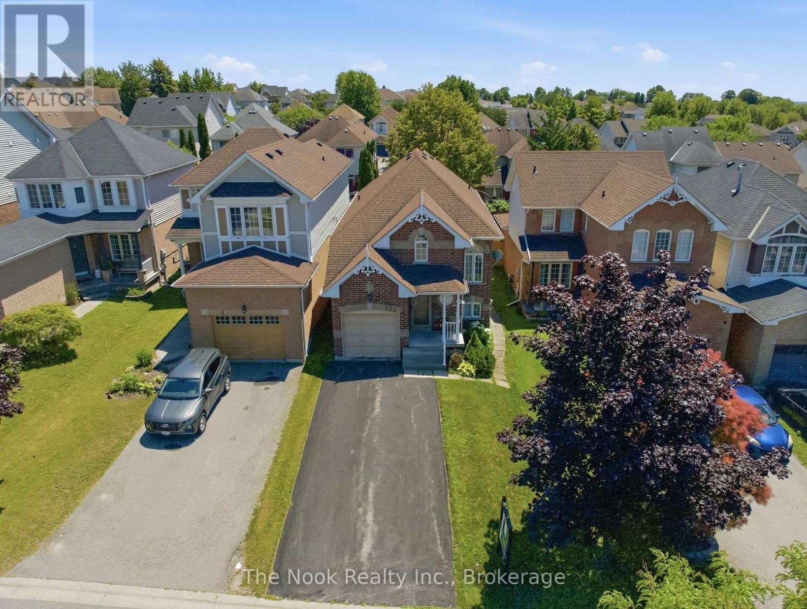 1120 TIMBERLAND CRESCENT - 2