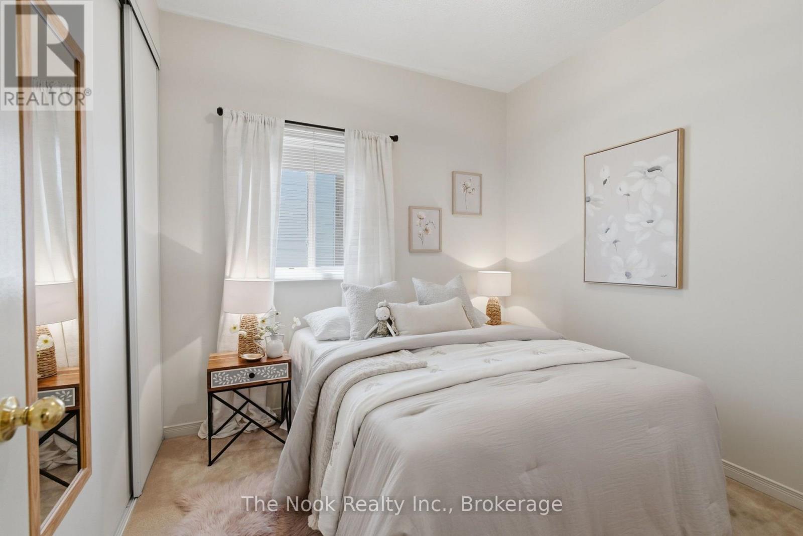 1120 TIMBERLAND CRESCENT - 23