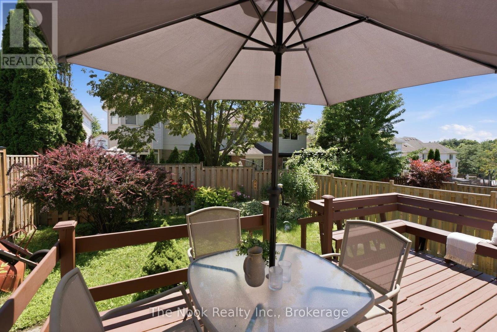 1120 TIMBERLAND CRESCENT - 46