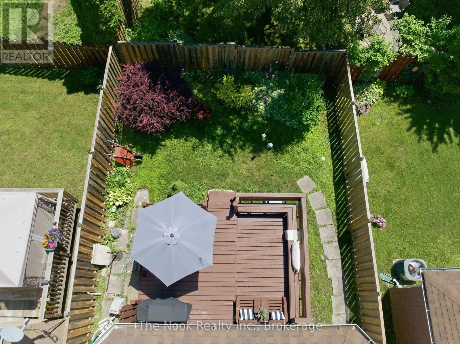 1120 TIMBERLAND CRESCENT - 48