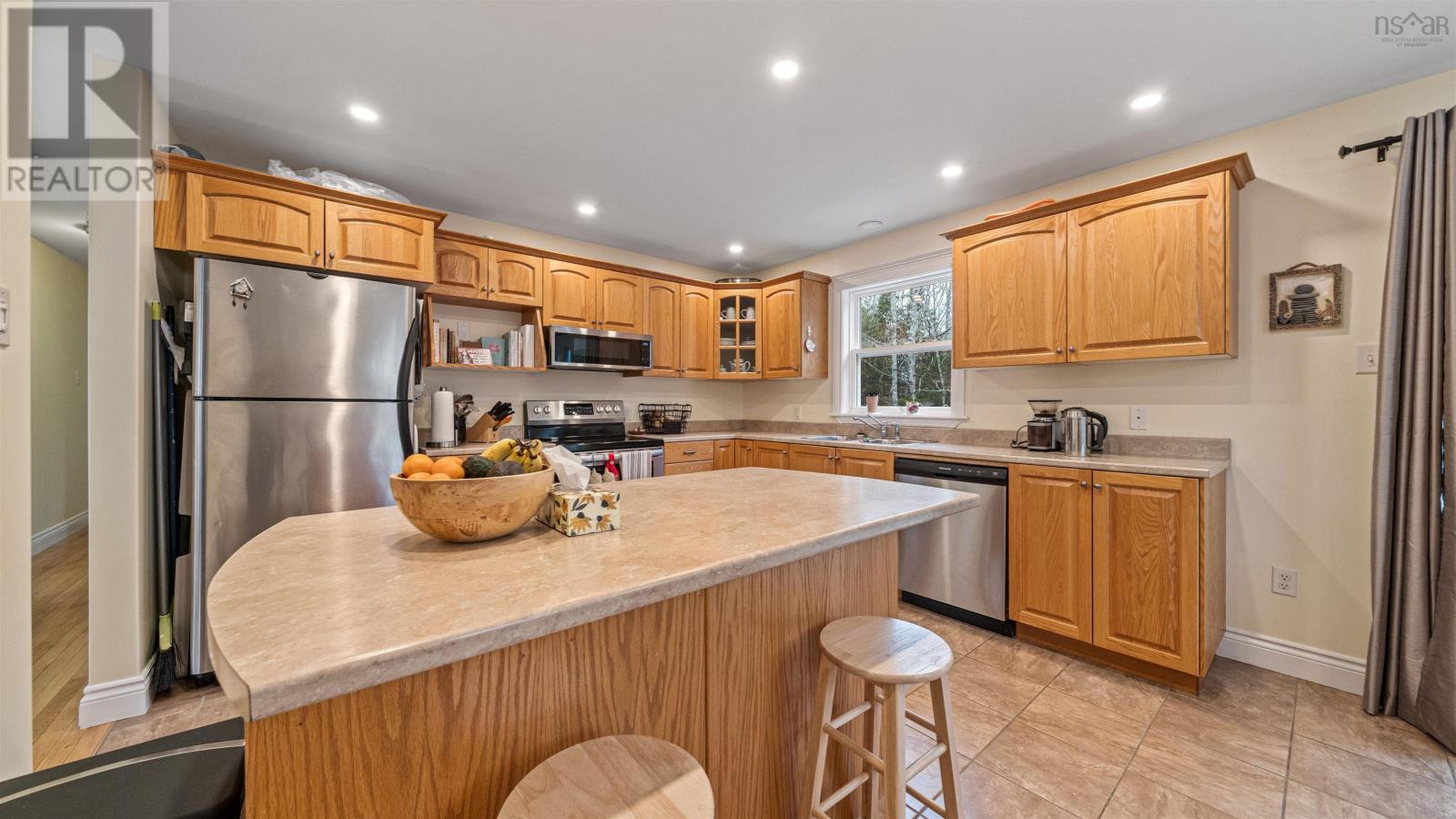 89 Clearwood Court - 19