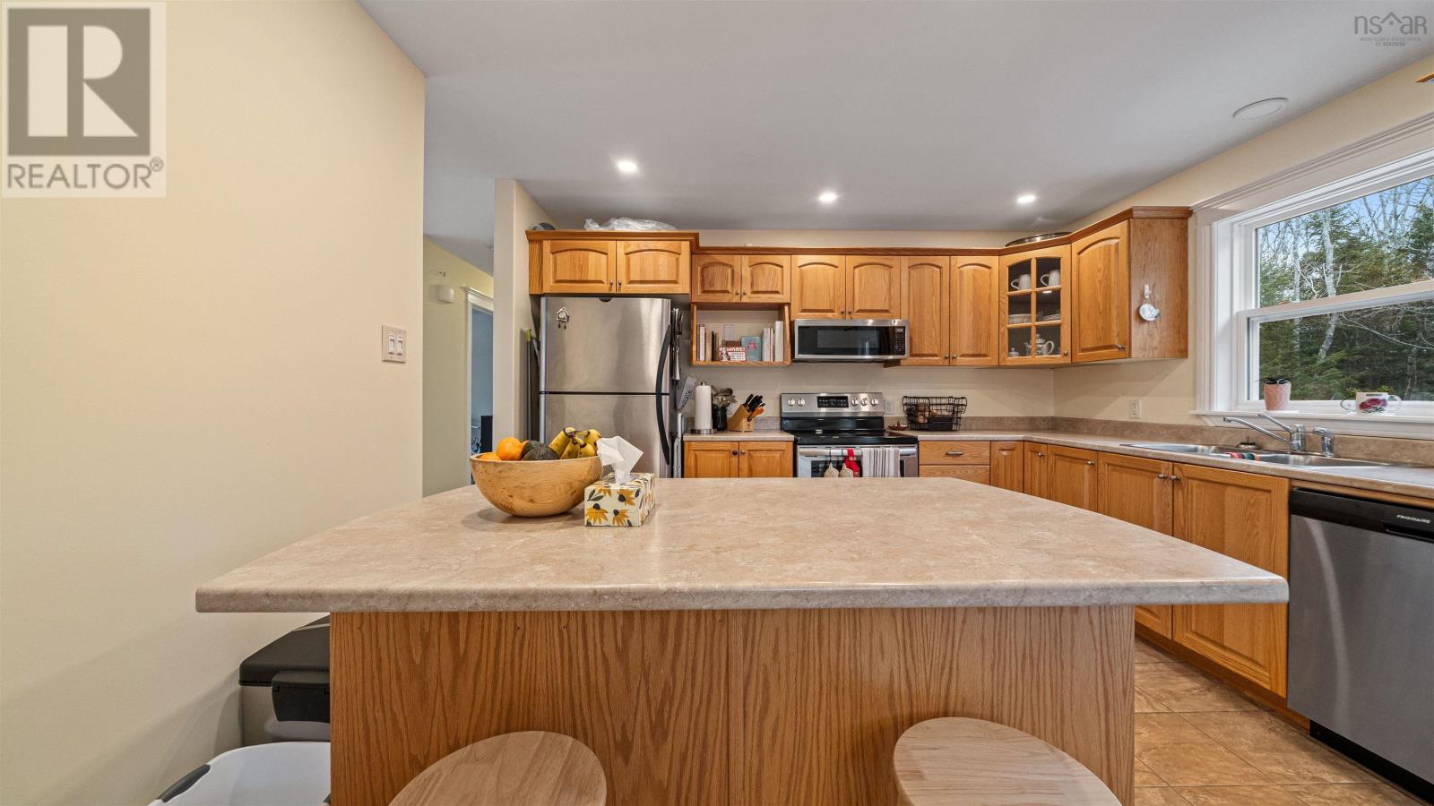 89 Clearwood Court - 16