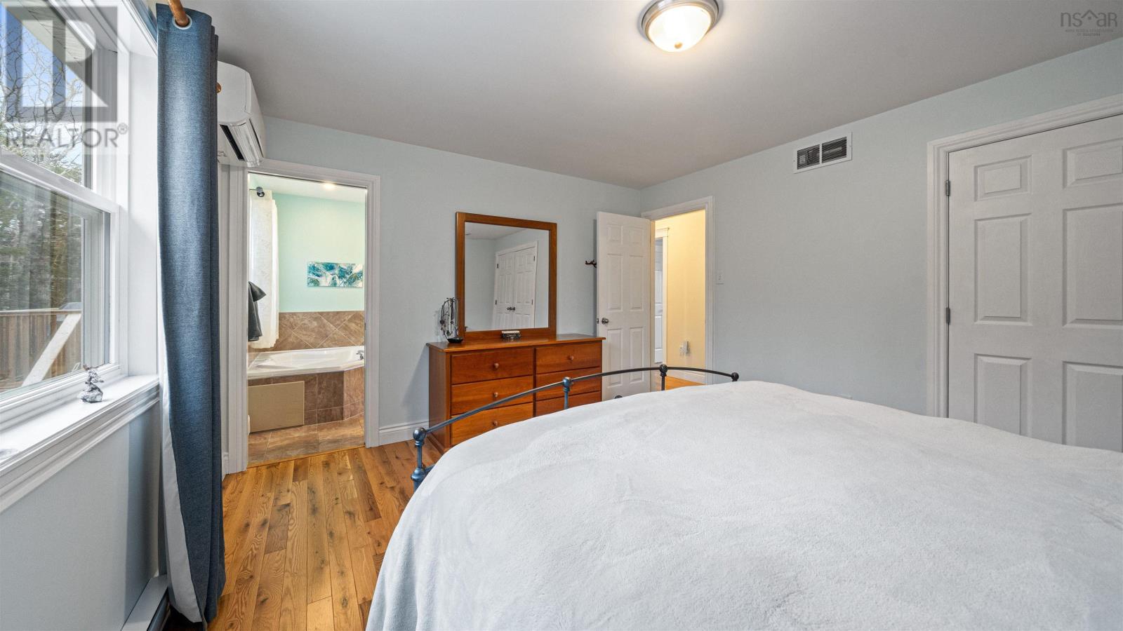 89 Clearwood Court - 21