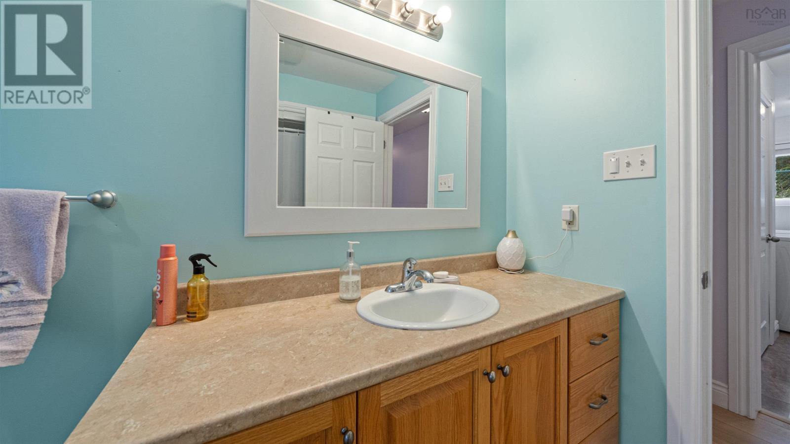 89 Clearwood Court - 39