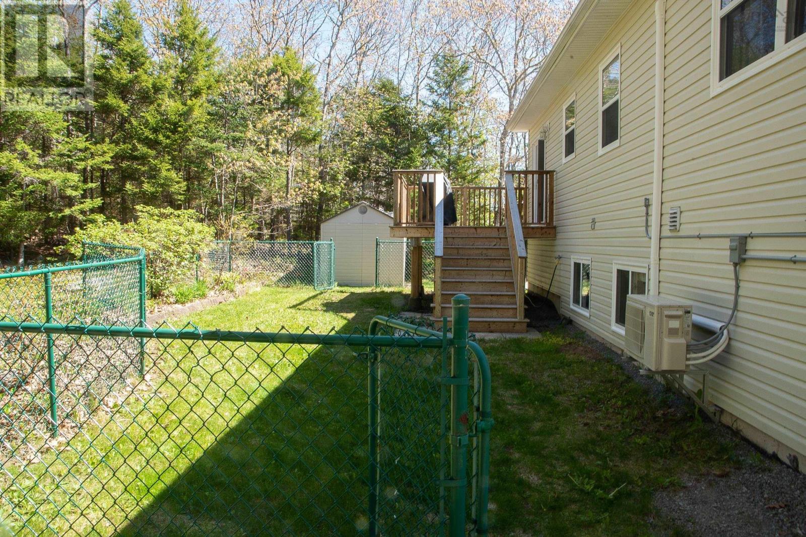 89 Clearwood Court - 44