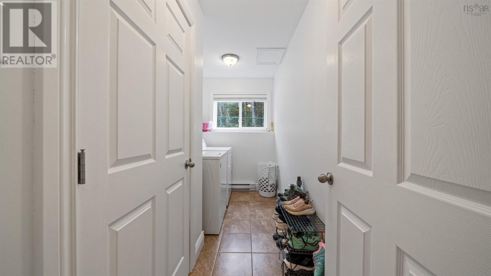 89 Clearwood Court - 40
