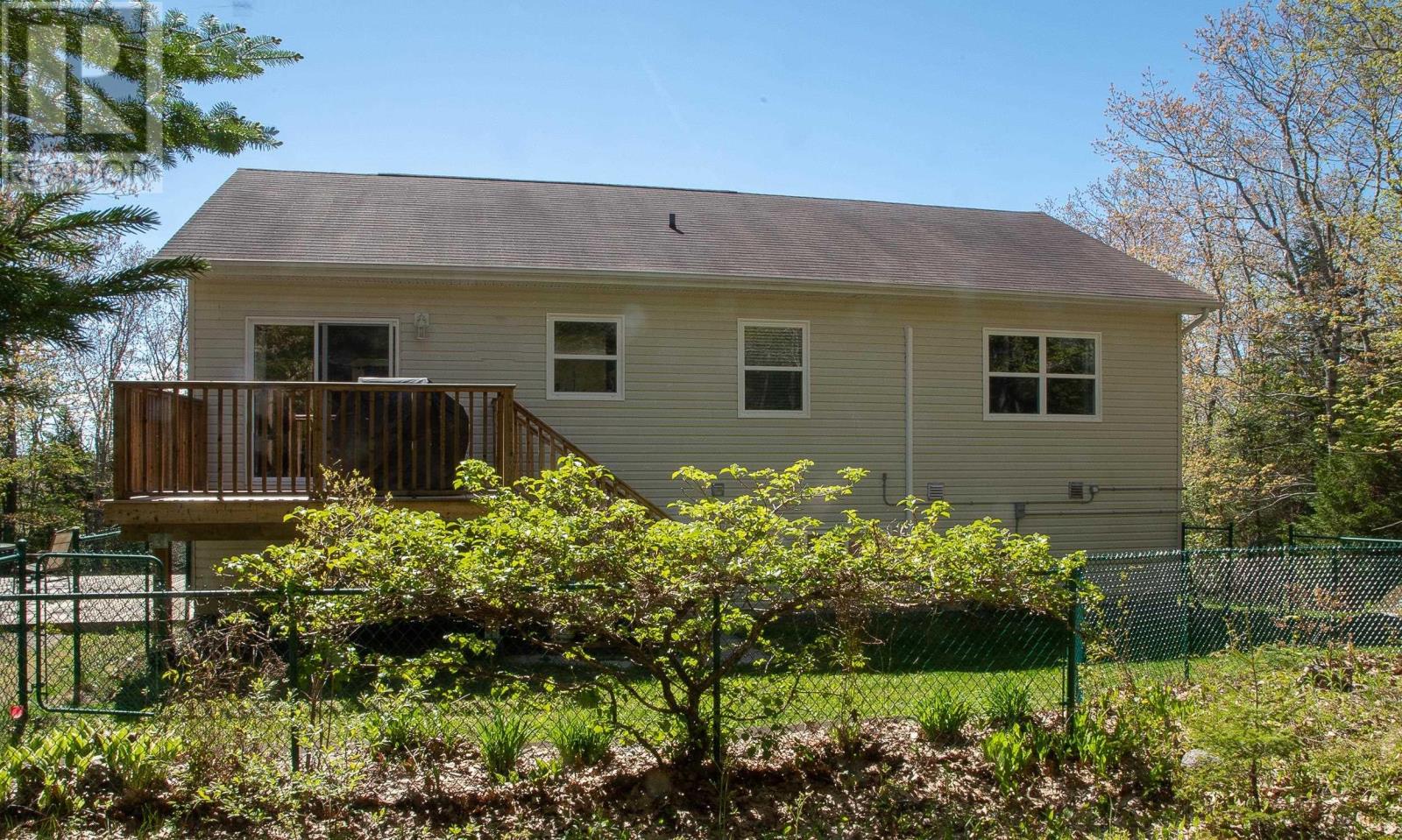 89 Clearwood Court - 4