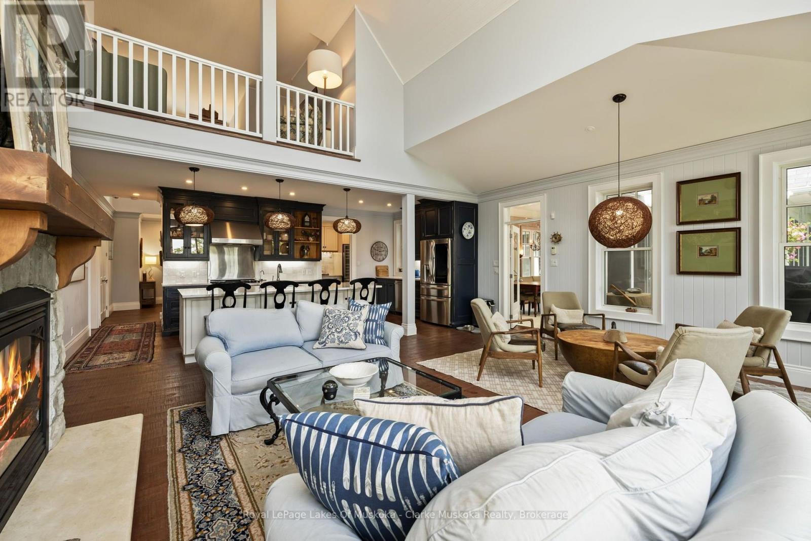 #5 1019 BLUFF ROAD - Image 14