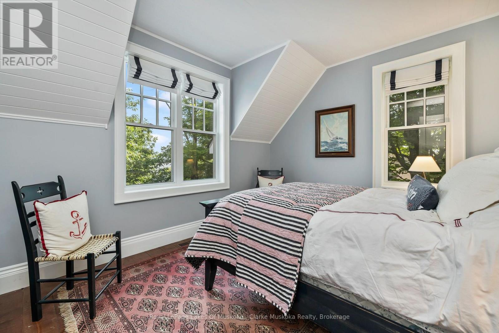 #5 1019 BLUFF ROAD - Image 27