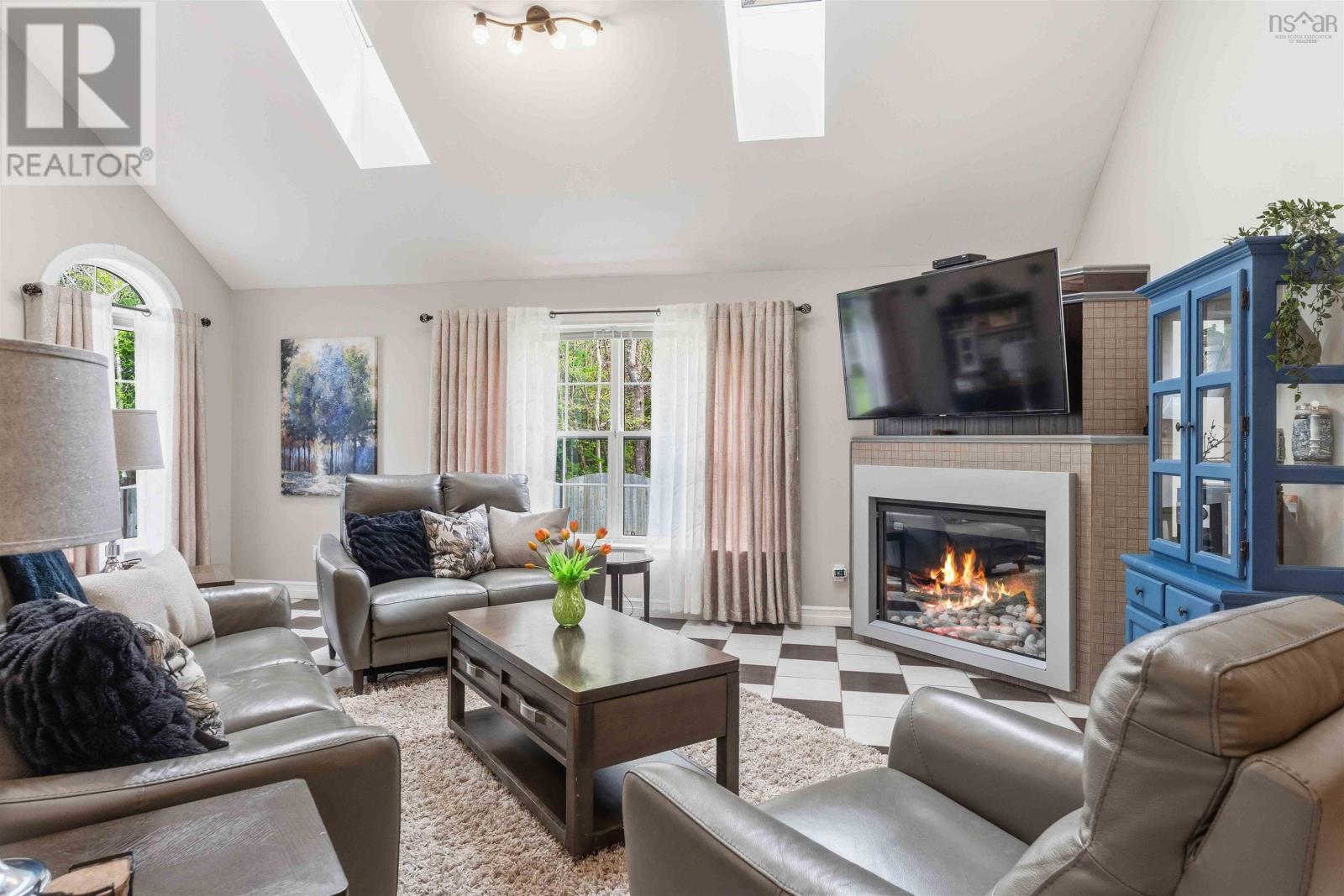 1460 Bridge Street - 10