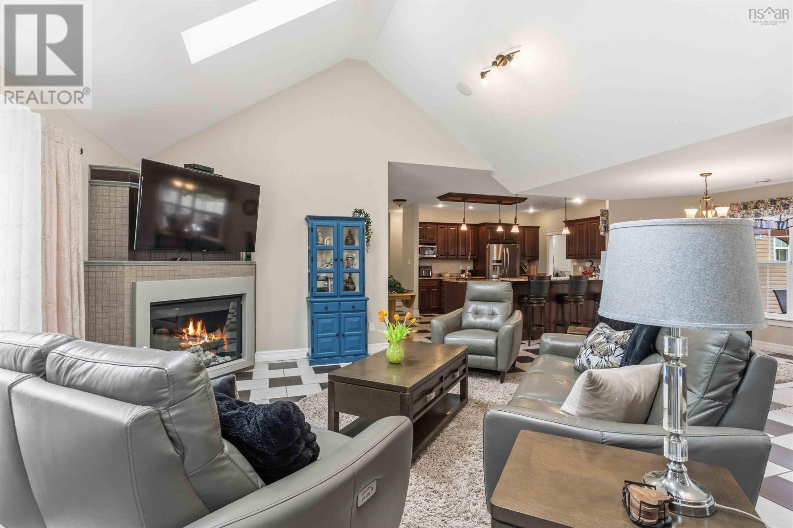 1460 Bridge Street - 13