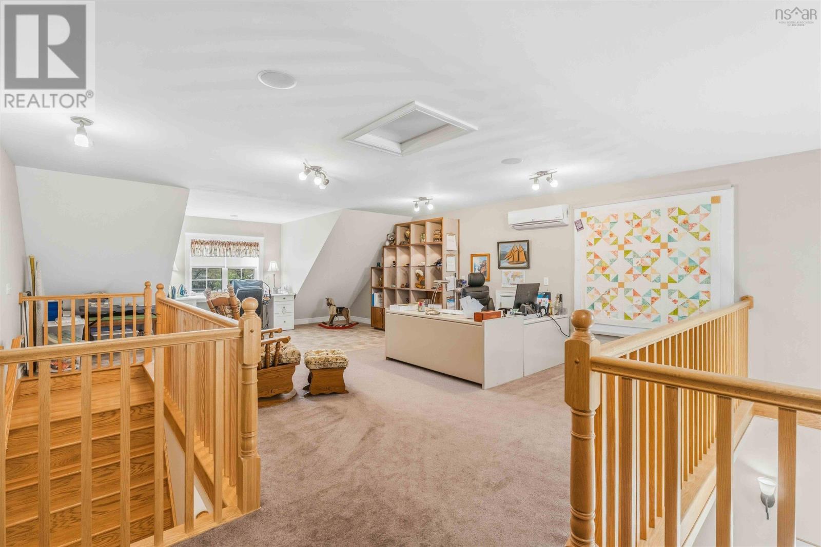 1460 Bridge Street - 34