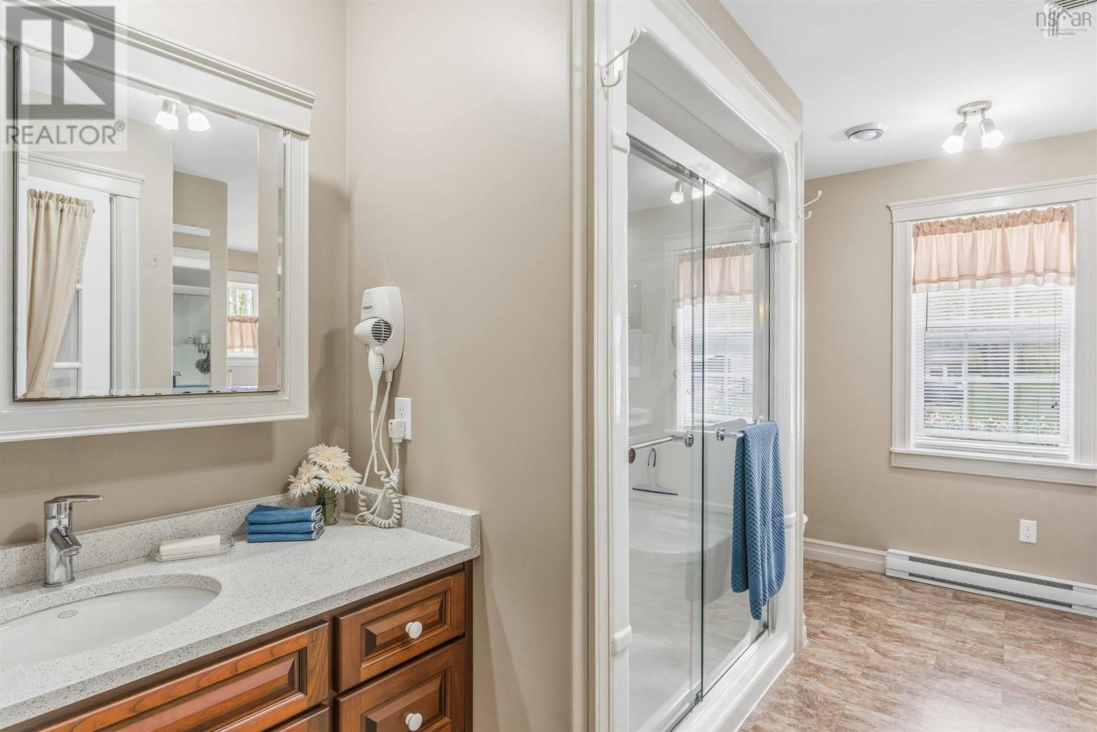 1460 Bridge Street - 30