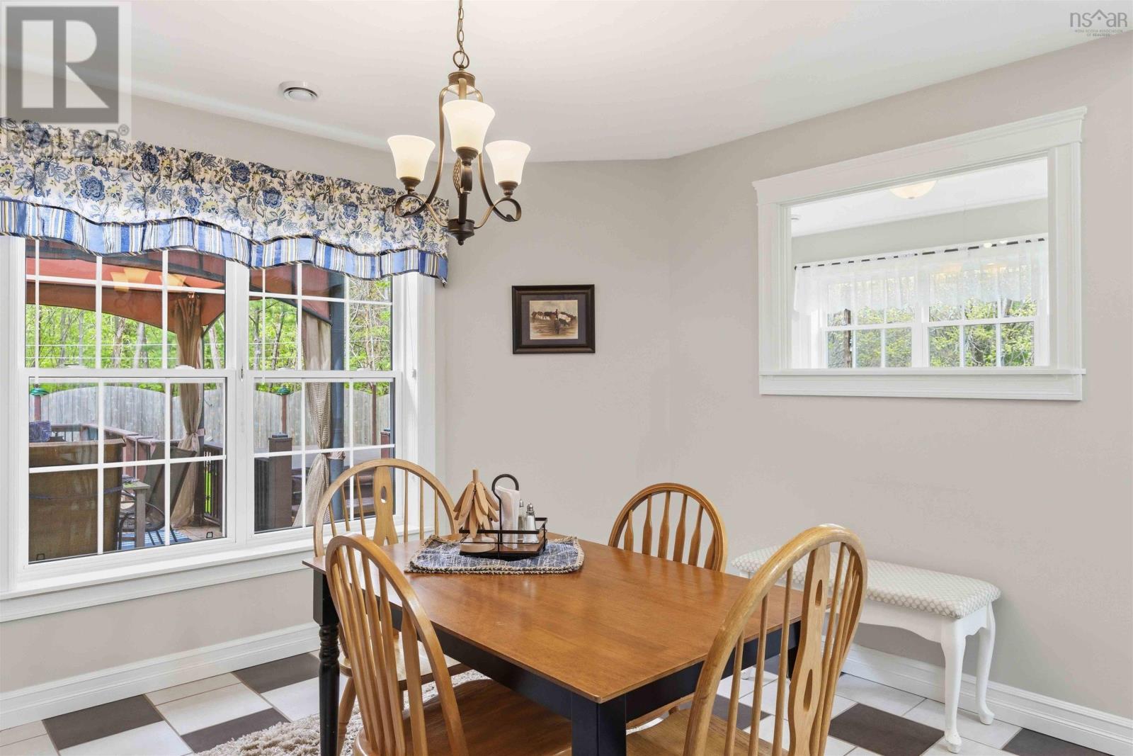 1460 Bridge Street - 20