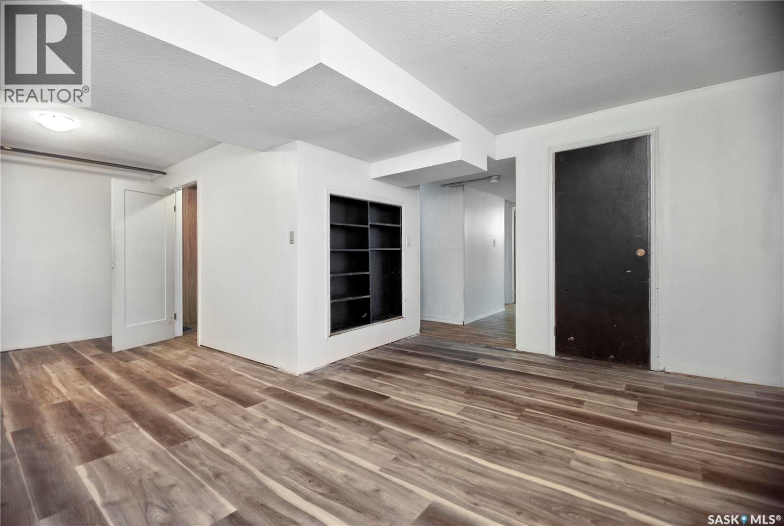 1450 15th STREET W - 15